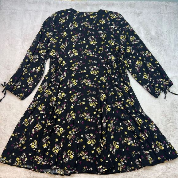 Torrid Black Floral Daisy Tie Challis Smocked Dress Plus Size 2 Long Sleeve Rayo - Picture 12 of 12